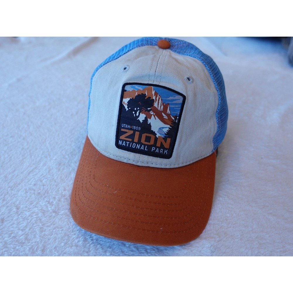 Zion‎ National Park Trucker Hat Utah H3 Headwear Beige Blue Patch Embroidered